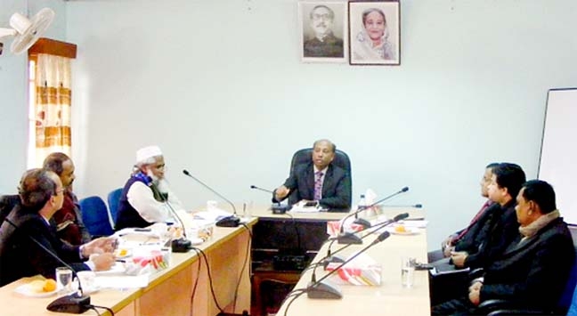 CUET VC and President of the board of governors Prof. Md Jahangir Alam speaking at a governing body meeting in Chittagong University Engineering and Technology on Thursday.