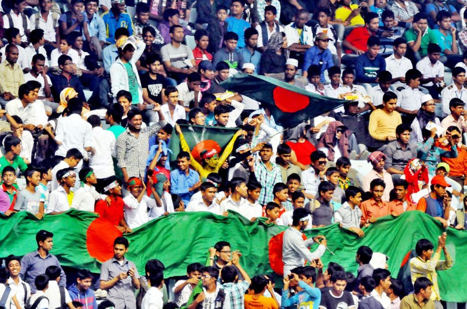 A good number of spectators came at the galleries of Sher-e-Bangla National Cricket Stadium in Mirpur to watch the first day's play of the first Test between Bangladesh and Sri Lanka on Monday. Banglar Chokh