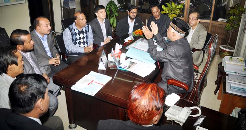 CCC Mayor M Monzoor Alam is seen in a view exchange meeting with BGMIA's members on Wednesday.