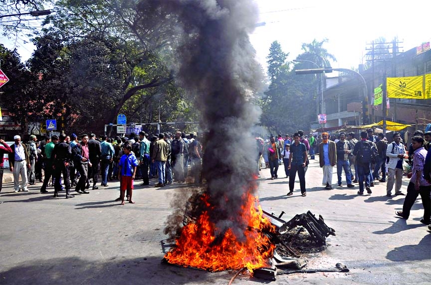 Students take to street and set the fire on the road protesting as their fellow, a student Anika Tasnim of Architect Department was injured in road accident near the BUET on Sunday.