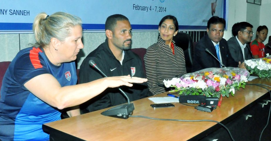 Linda Hamilton, a member of the USA team, the champions of the Women's World Cup Football 1991 speaking at a press conference held at the conference room of Bangladesh Football Federation House on Tuesday.