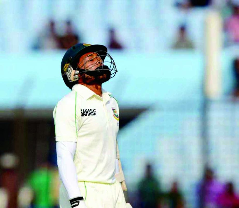 Mushfiqur Rahim is distraught after getting out on the 3rd day of 2nd Test between Bangladesh and Sri Lanka in Chittagong on Thursday.