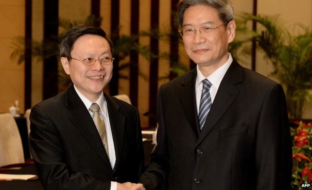 China and Taiwan in first government talks