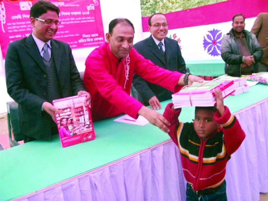 Mobile phone operator Robi Axiata Limited distributed robi branded Educational Material (School Khata) among the students at Kolom union under Singra thana in Natore recently. "Change Foundation, Bangladesh," a local NGO organised the programme. Robi