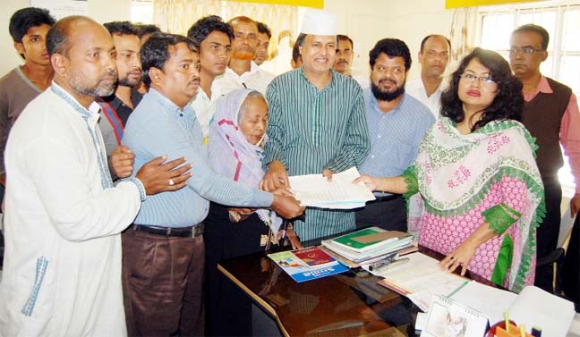 Alhaj MA Hashem Raju a BNP upazila candidate submitting nomination paper to Chandnish upazila Returning Officer yesterday.