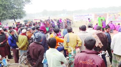 DINAJPUR: A mass singing and drama on Domistic Violence Law-2010 and empowerment of women was held at Bobo Maidan in Dinajpur organised by Palli Sree on Sunday.