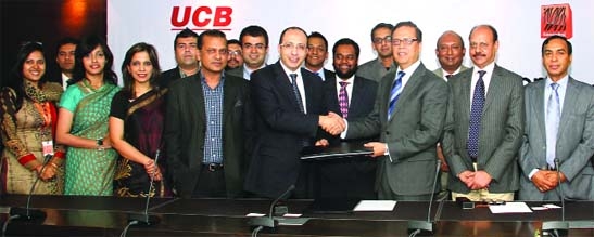 Managing Director of United Commercial Bank Limited Muhammed Ali and CFO of Banglalink Yasser Abdel Hakim signed an agreement to facilitate the Banglalink users to open account on UCash, transact money and enjoy interest on deposited money at corporate he