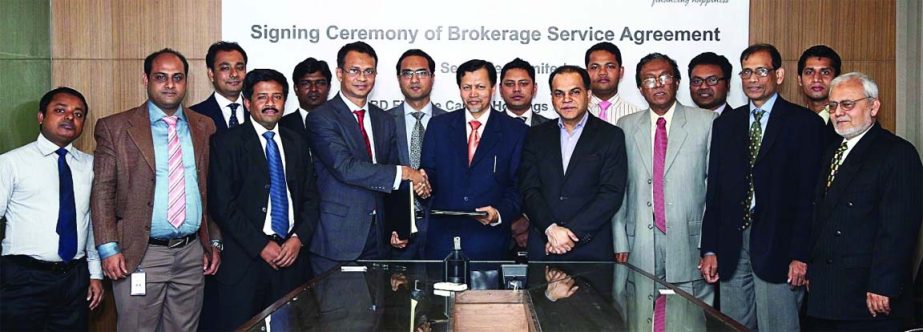 Mohd Ahsan Ullah, Managing Director and CEO of BD Finance Capital Holdings Limited and Md Saifuddin, Managing Director of IDLC Securities Ltd signed a brokerage service agreement on Tuesday.
