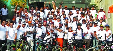 Banglalink, the second largest mobile telecom operator in Bangladesh, has initiated Tigers' Cyclists Club comprised with its employees. This forum of the eco-friendly riders is the first of its kind of any corporate organization in the country. The comp