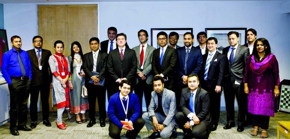 Standard Chartered Bank organised a roundtable discussion session with select clients representing a variety of industries on "Effective Management of Your Receivables" recently. Amit Vyas, Global Head, Collections and Receivables Management Product, S