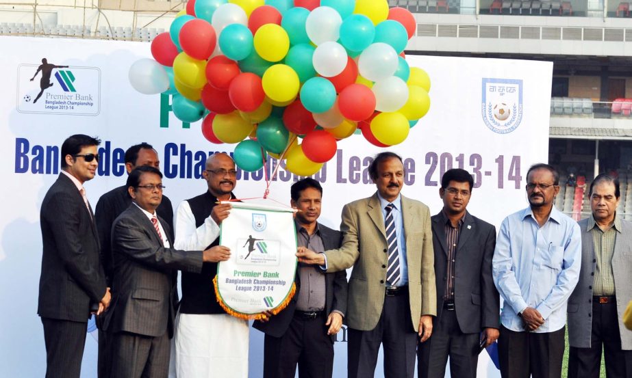 Deputy Minister for Youth and Sports Arif Khan Joy inaugurating the Bangladesh Championship League by releasing the balloons as the chief guest at the Bangabandhu National Stadium on Wednesday.