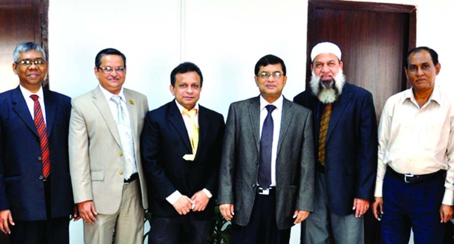 A delegation of the Institute of Cost and Management Accountants of Bangladesh led by President Mohammed Salim, FCMA called on Mahbub Ahmed, Secretary for Commerce at his office on Tuesday.