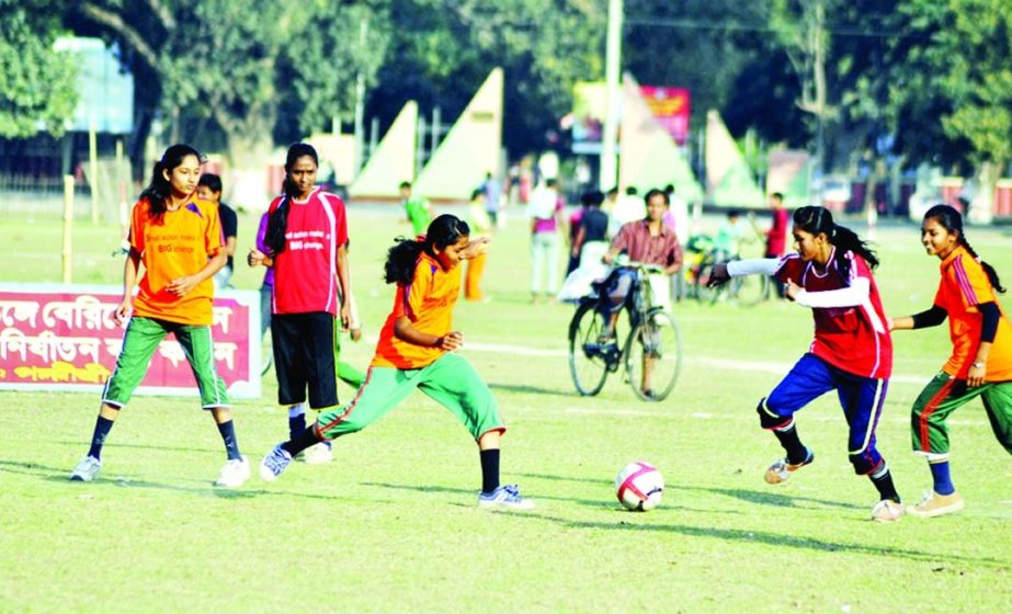 Pallisree arranged a friendly football match for female footballers marking the International Women's Day at the Bara Maidan in Dinajpur on Friday.