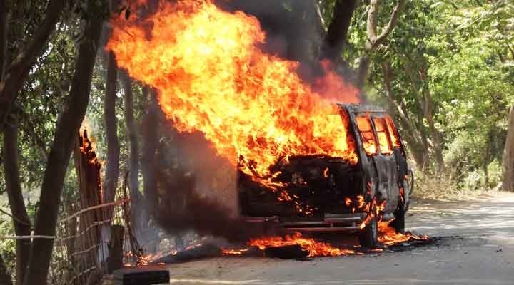 3 women burnt alive in Ctg micro-bus fire