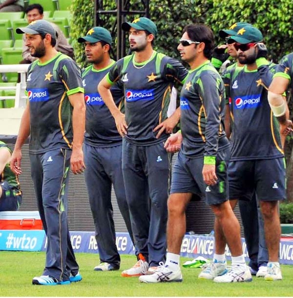 The Pakistan players during a training session in Dhaka on Thursday. India meet Pakistan in World Cup Twenty20 today.