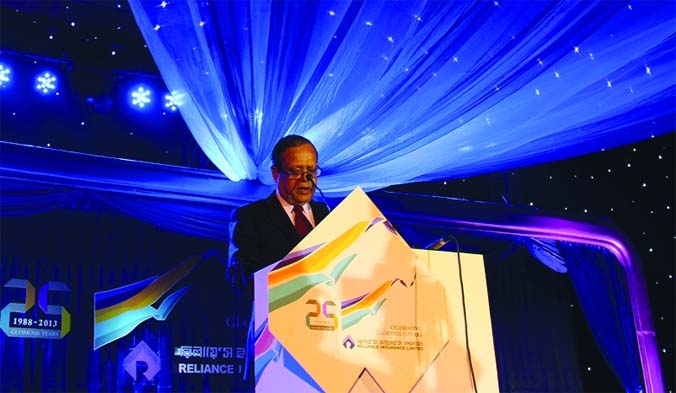 Habibullah Khan, Vice Chairman of Reliance Insurance Ltd addressing the 25th anniversary programme of the company at a city hotel recently.