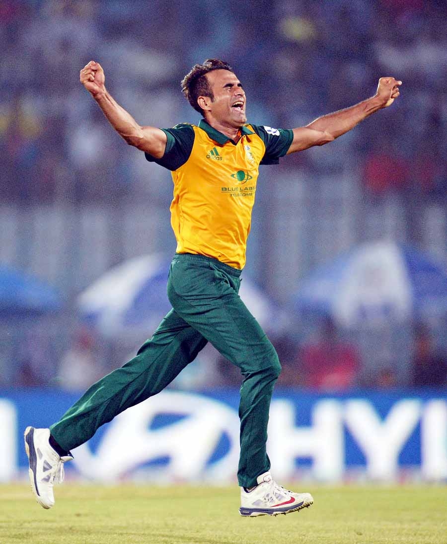 Imran Tahir celebrates Tom Cooper's wicket during World T20, Group 1 match between Netherlands and South Africa in Chittagong on Thursday.