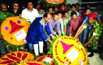 KHULNA UNIVERSITY: KU VC Prof Dr Mohammad Faikuzzaman placing wreaths at the monument of freedom fighters in observance of the Independence Day on Wednesday.