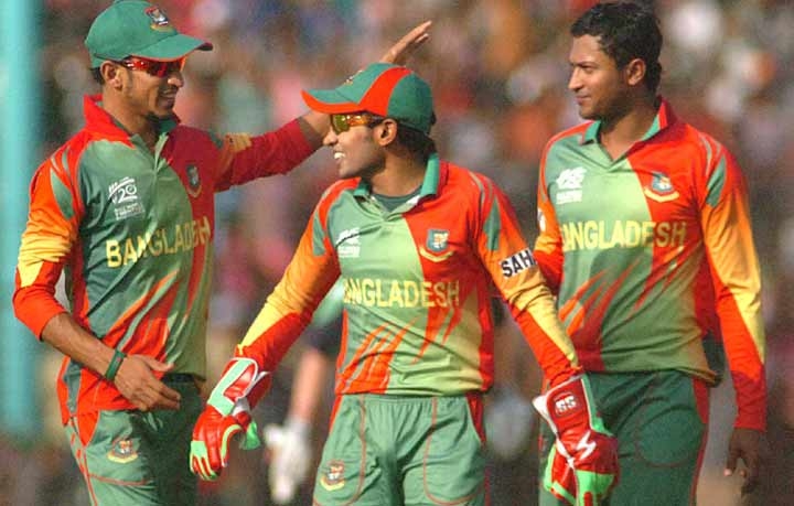 Bangladesh bowl against Pakistan