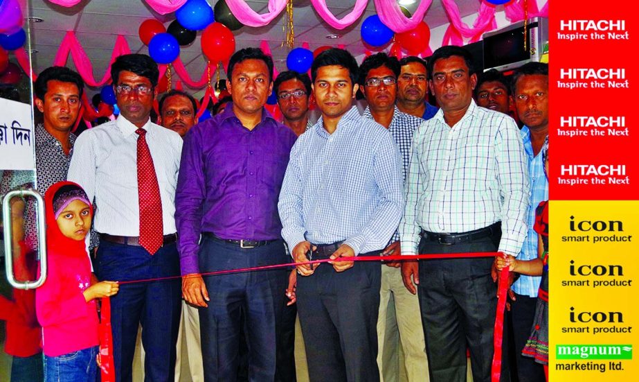 Mian Ahmed Ahsanul Bari, Director of Magnum Marketing Limited (Sole Distributor of Hitachi Home Electronics, Tokyo, Japan) inaugurates the Naogaon Showroom on Monday. Md Mubarak Hossain, the Retail Manager and also some local influential business people w