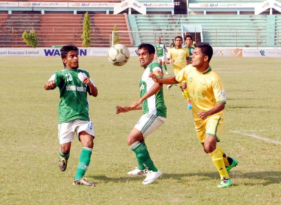 An action from the football match of the Premier Bank Bangladesh Championship League between Badda Jagoroni Sangsad and Rahmatganj MFS held at the Bir Sreshtha Shaheed Sepoy Mohammad Mostafa Kamal Stadium in Kamalapur on Tuesday.