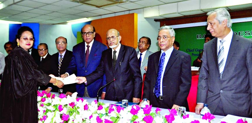 Chief Justice M. Mozammel Hossain on Saturday distributed certificates among the lawyers enrolled in Bar Council held at the Institution of Diploma Engineers in city's Kakrail. Among others, President of SC Bar Association Kh. Mahbub Hossain was present