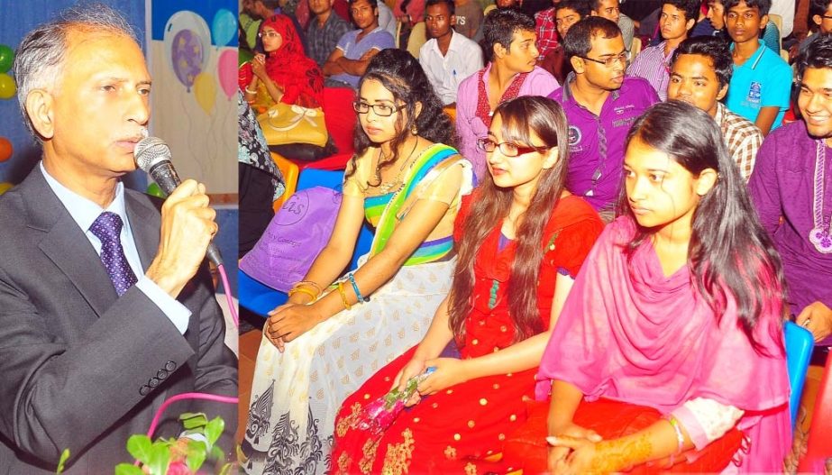 Dhaka University Vice-Chancellor Prof Dr AAMS Arefin Siddique speaks at the freshers' reception and graduation ceremony of Department of Philosophy on Thursday at Teachers-Students Centre of the university