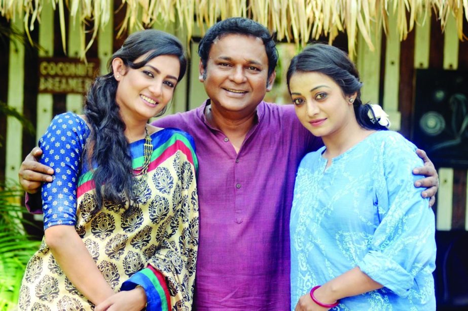 Aparna, Azad Abul Kalam and Orsha at a photo session from the shooting spot of play Durbeen, Durottwo Somoy
