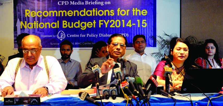 Executive Director of Center for Policy Dialogue (CPD) Dr Mostafizur Rahman speaking at a press conference on 'Recommendations for the National Budget, 2014-15' at BRAC Center in the city on Sunday.