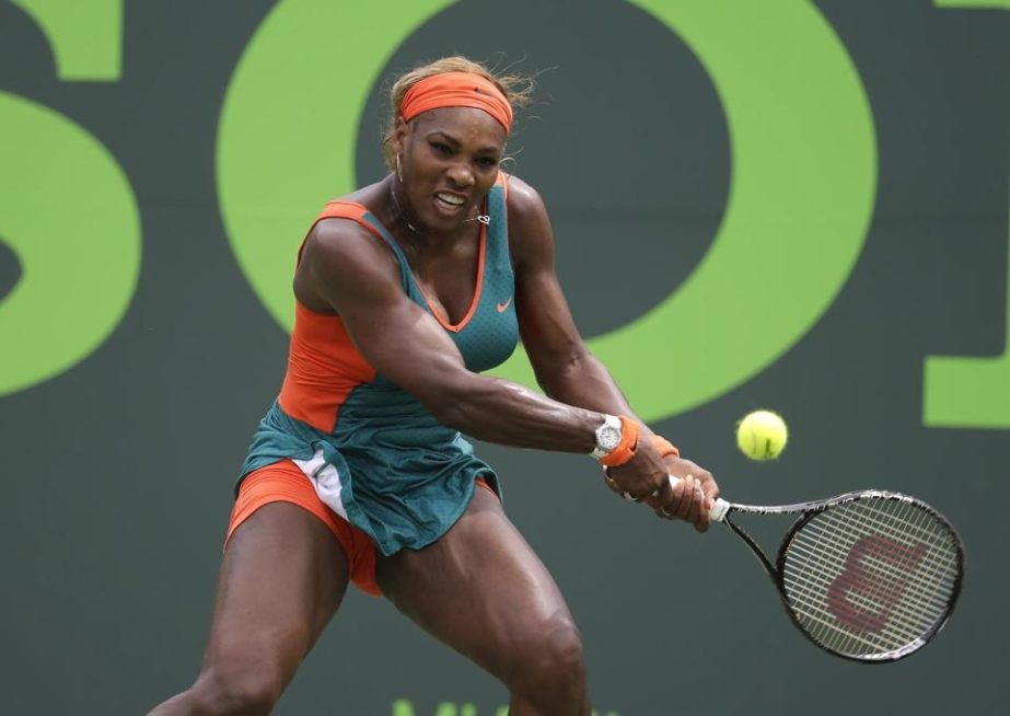 Serena Williams returns a shot against Belinda Bencic of Switzerland in the Madrid Open tennis tournament on Sunday.