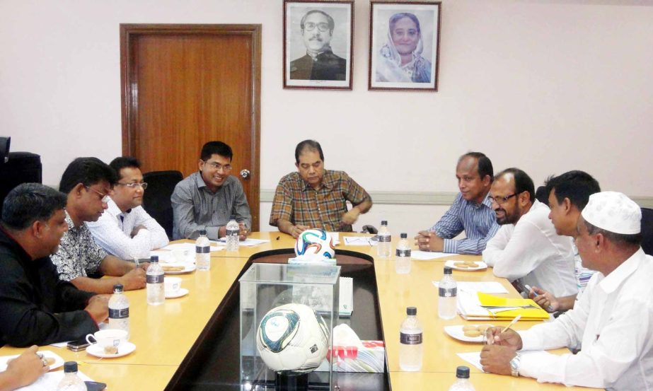 Deputy Chairman of Professional Football League Committee Abdur Rahim presided over the meeting of Professional Football League Committee at the Bangladesh Football Federation House on Thursday.