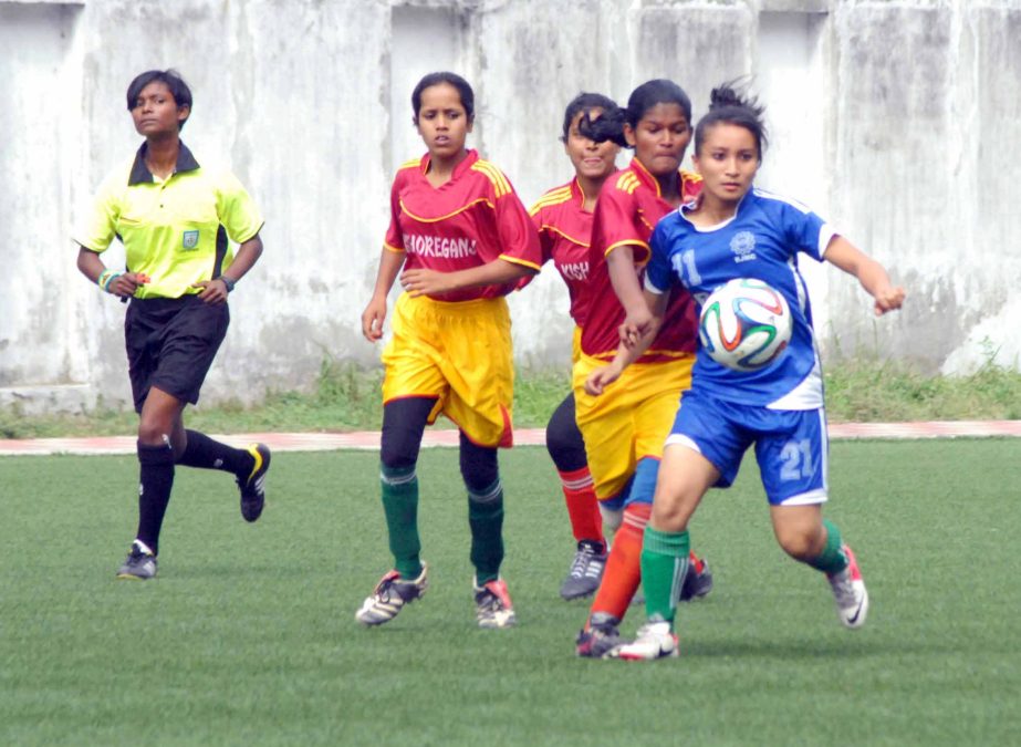 A view of the semifinal match of the KFC National Women's Football League between Team BJMC and Kishoreganj District team at the BFF Artificial Turf on Saturday.