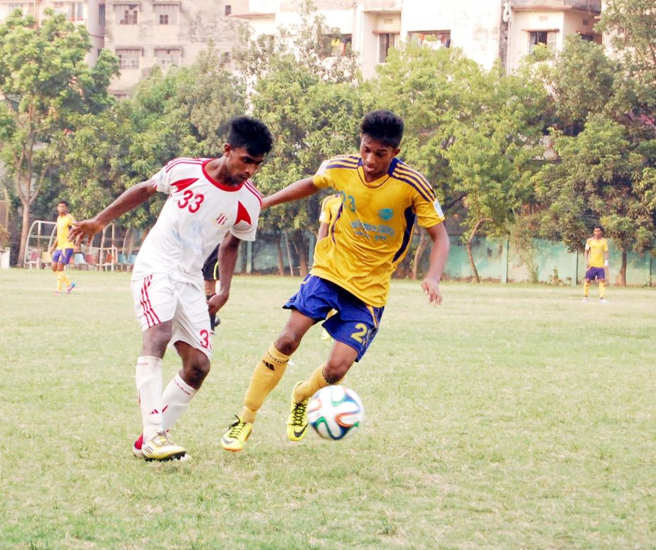 An action from the football match of the Premier Bank Bangladesh Championship League between Agrani Bank Limited SC and Wari Club at the Bir Shreshtha Shaheed Sepoy Mohammad Mostafa Kamal Stadium in Kamalapur on Sturday. Agrani Bank won the match 1-0.