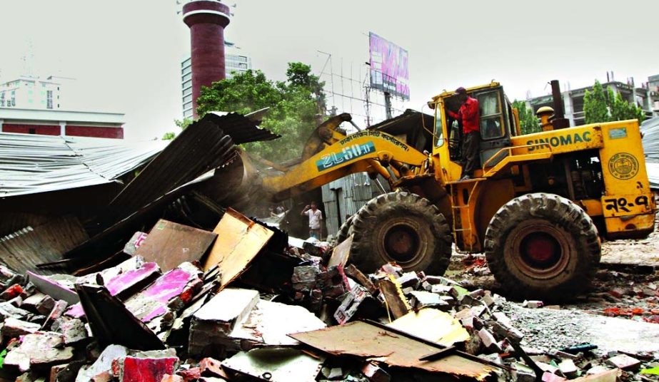 Dhaka North City Corporation evicted the illegal structures adjacent to Gausul Azam Mosque in city's Mohakhali area on Tuesday.