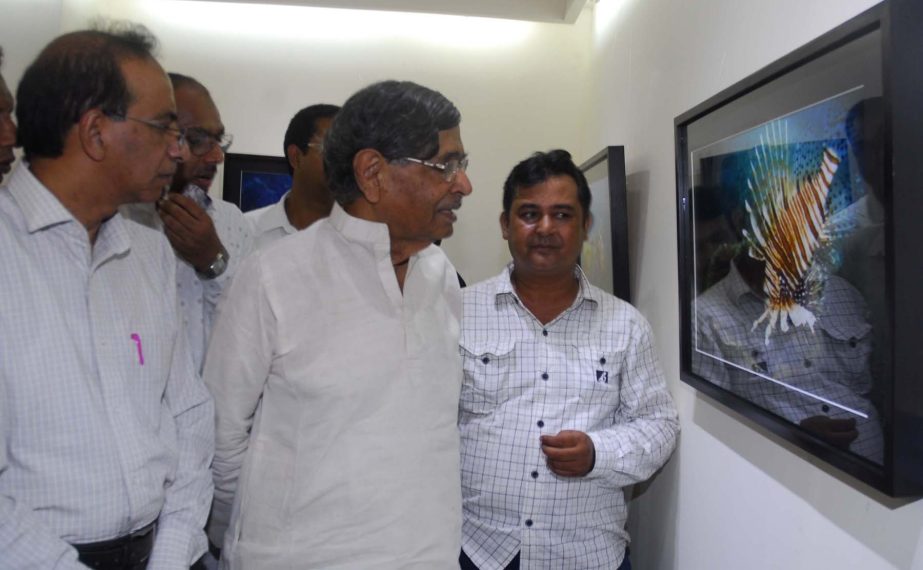 Noted educationist Prof Abdullah Abu Sayeed, underwater photographer Sharif Sarwar, among others, at inauguration of the exhibition.