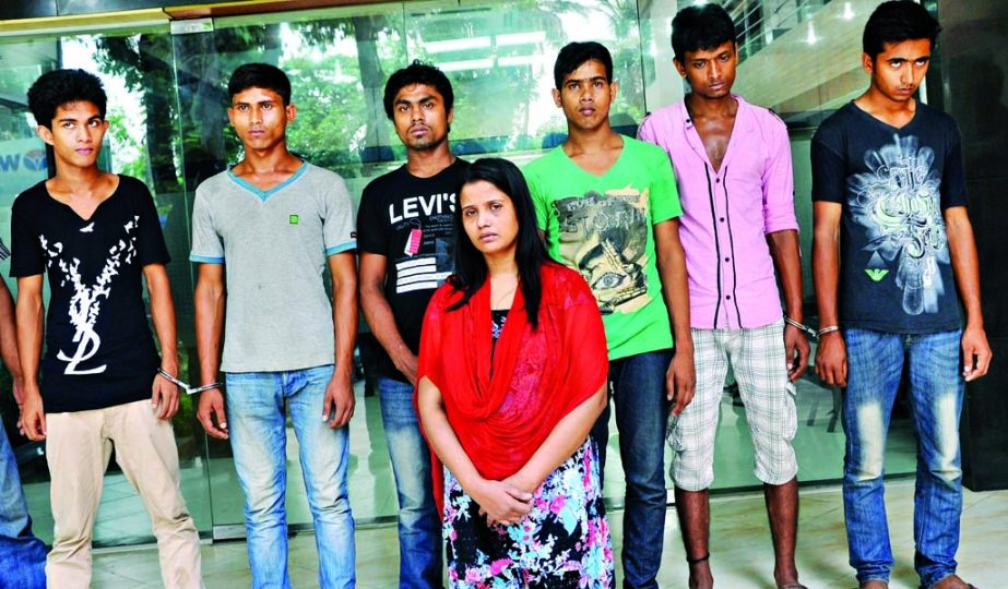 DB police on Thursday arrested seven youths including a woman for their alleged involvement in recent killing of Jubo Dal activist Sentu at Hatirjheel area.