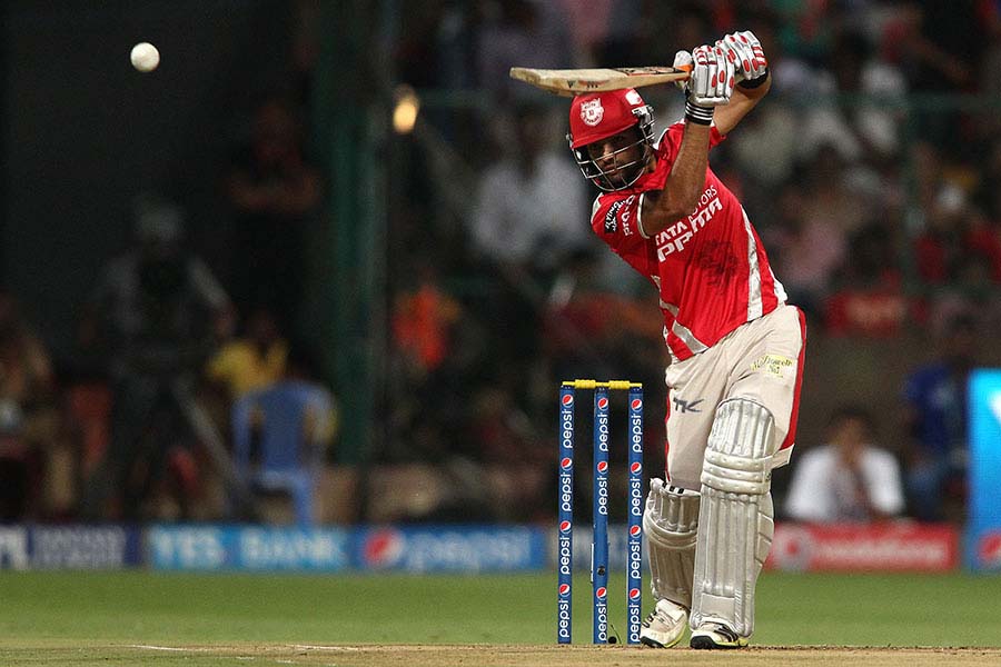 Manan Vohra plays an on-the-up drive during IPL 2014 final match between Kolkata Knight Riders and Kings XI Punjab at Bangalore on Sunday.ings XI Punjab scored 199 for 4 in 20 overs.