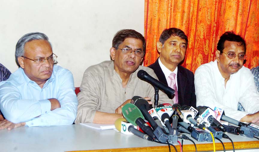 BNP Acting Secretary General Mirza Fakhrul Islam Alamgir speaking at a press conference at the party office in the city's Nayapalton on Sunday protesting Prime Minister's speech at Ganobhaban