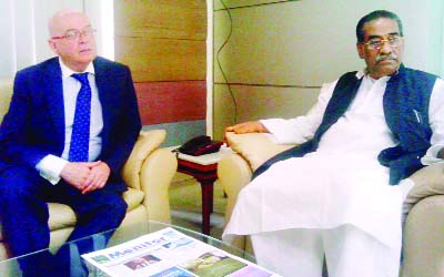 BARISAL: Robert W Gibson CMG, British High Commissioner to Bangladesh talking to Abul Hasanat Abdullah , Barisal District AL President in a day-long courtesy visit in Barisal on Sunday .