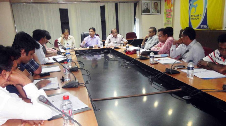 Vice-President of Bangladesh Football Federation (BFF) and Chairman of the Professional Football League Committee of BFF Abdus Salam Murshedy presided over the meeting of the Professional Football League Committee at the BFF House on Wednesday.