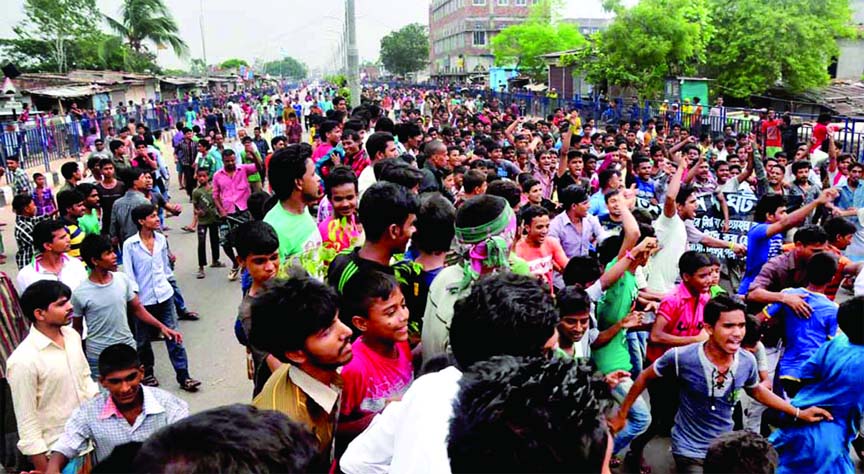 Agitated local Biharis brought out a protest procession at Kalshi areas in Mirpur on Tuesday demanding arrest and punishment to those responsible in killing and attack on the camps on the night of Shab-e-Baraat.