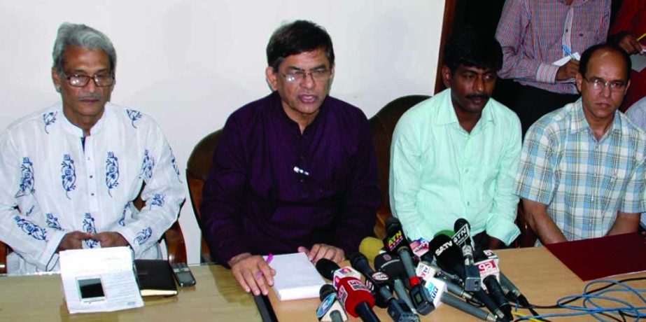 BNP Acting Secretary General Mirza Fakhrul Islam Alamgir speaking at an opinion sharing meeting with the leaders of Hindu-Bouddha-Christian Oikya Parishad at the party central office in the city's Nayapalton on Thursday.
