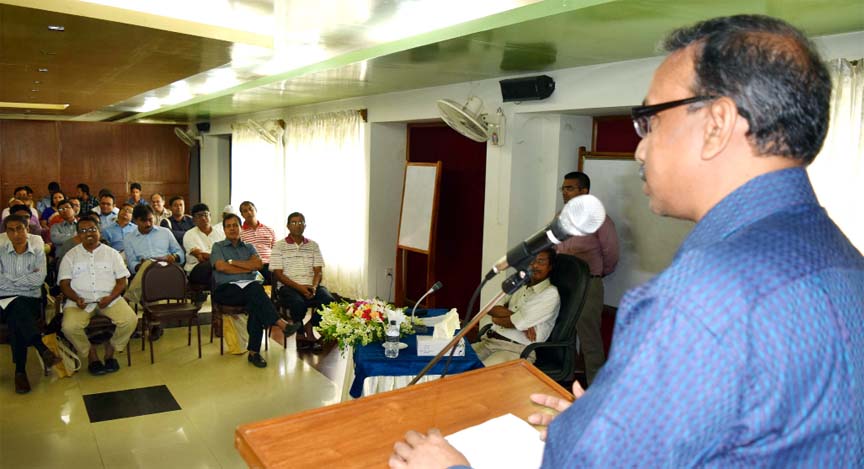 Khulna University Vice-chancellor Prof Dr Mohammad Faekuz Zaman speaks at a seminar on 'necessity of environmental science curriculum in science education at gradate level to cope with the challenges of the 21st century' organised by the Environmental S