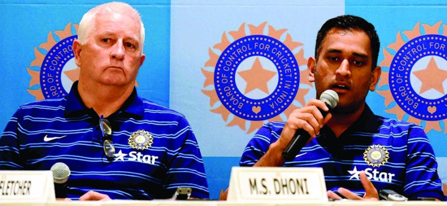 Duncan Fletcher and MS Dhoni at a pre-departure press conference at Mumbai on Saturday before India's tour to England.