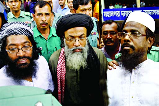 Mufti Hannan among eight activists of banned Islamist outfit Harkat-Ul-Jihad-Al-Islami (HUJI) awarded death sentence in Ramna Batamul blast case verdict pronounced on Monday.