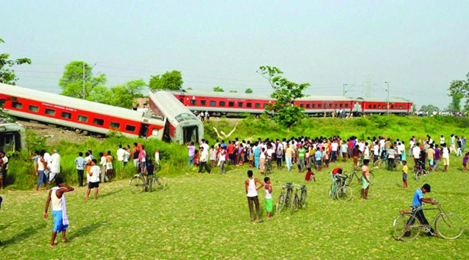 New Delhi-Dibrugarh Rajdhani Express (12236) derailed near Golden Ganj station in Bihar early on Wednesday.