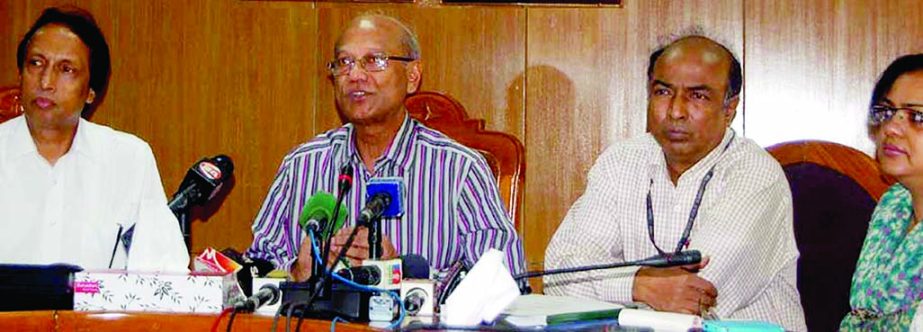 Education Minister Nurul Islam Nahid speaking at a press conference on report of investigation committee on HSC question leakage at the conference room of the ministry on Wednesday.