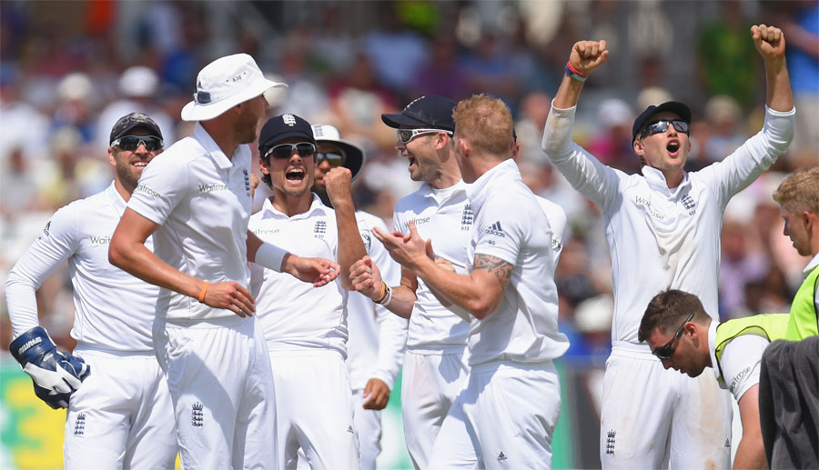 England roar as the third umpire confirms MS Dhoni's fate on the 2nd day of 1st Investec Test between England and India at Trent Bridge on Thursday.
