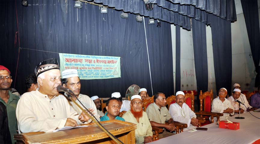 CCC Mayor M Monzoor Alam speaking at a discussion meeting and Iftar party as Chief Guest organised by Chittagong City Rickshaw Pullers-Owners Association yesterday.