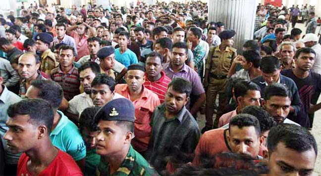 A queue for Railway tickets in Chittagong yesterday.